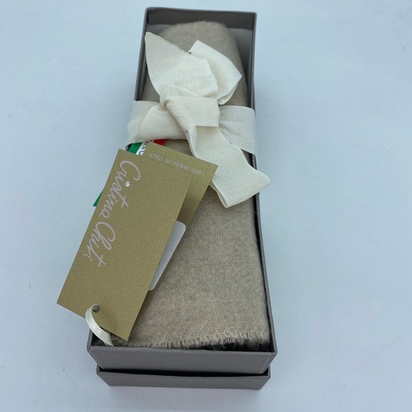 Cristina Chiti Cashmere Scarf - Picture 6 of 6